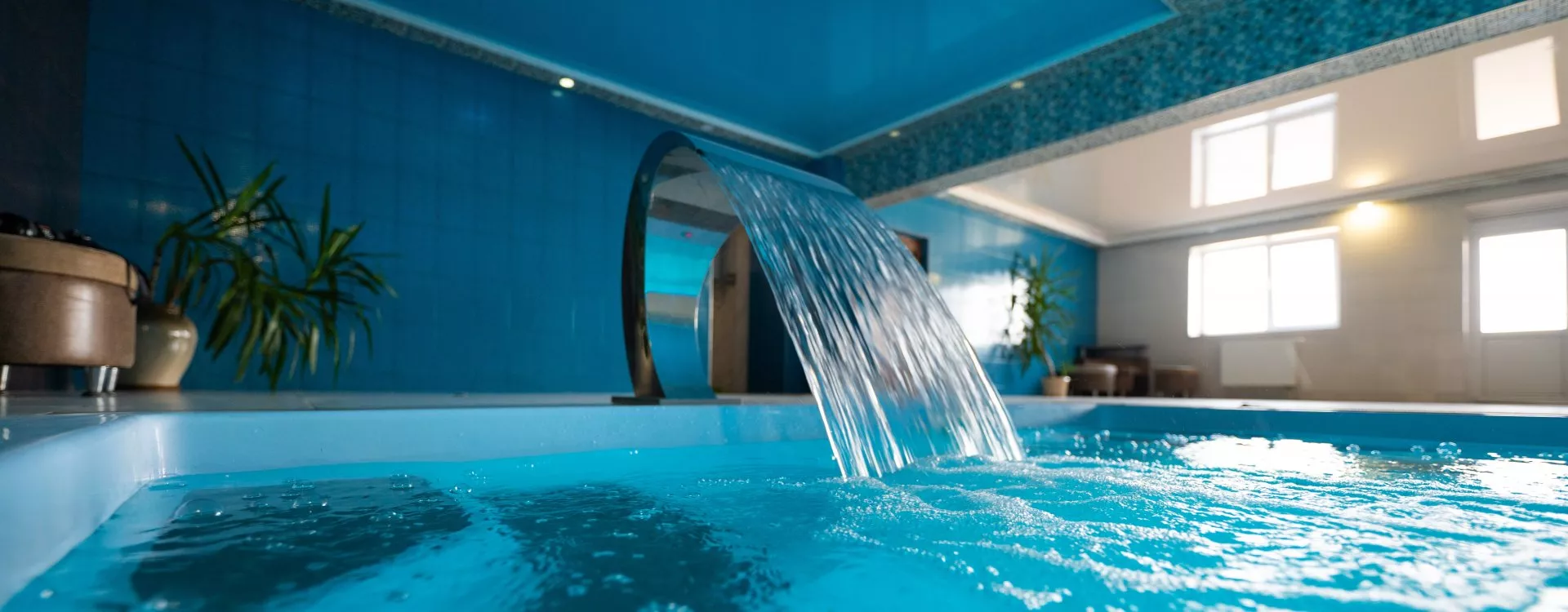 Вентиляция частного дома: климатизация бассейна