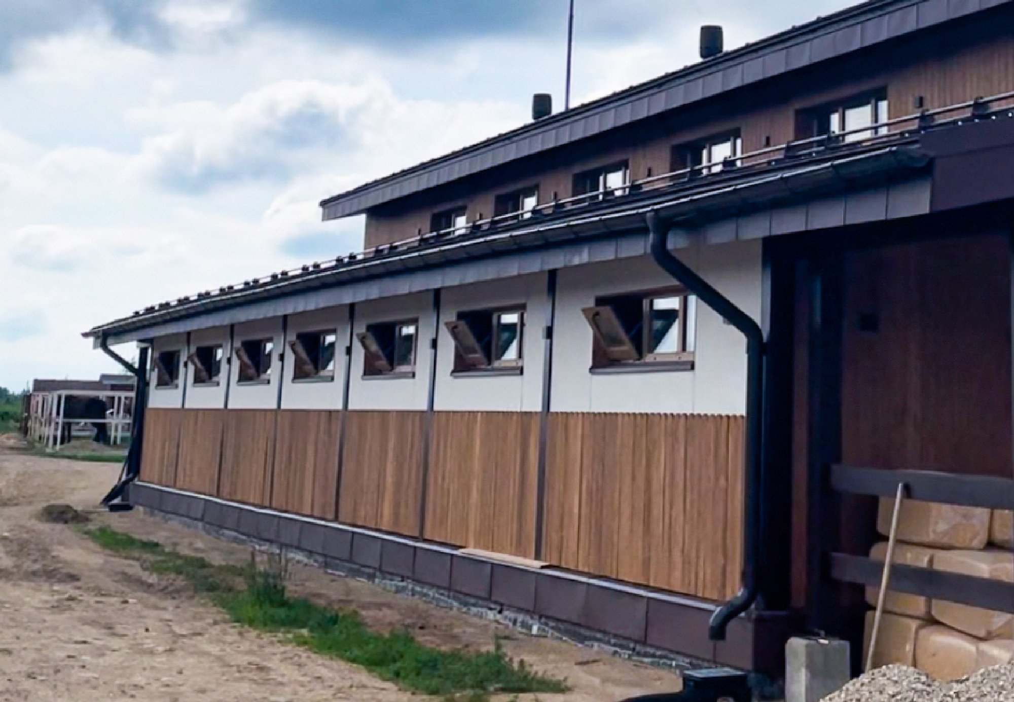 Конюшня А-класса