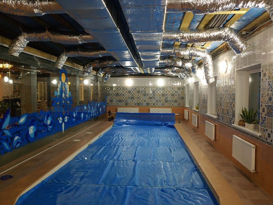 Установка Capsule Pool 2000 W в частном бассейне Установка Capsule Pool 2000 W в частном бассейне